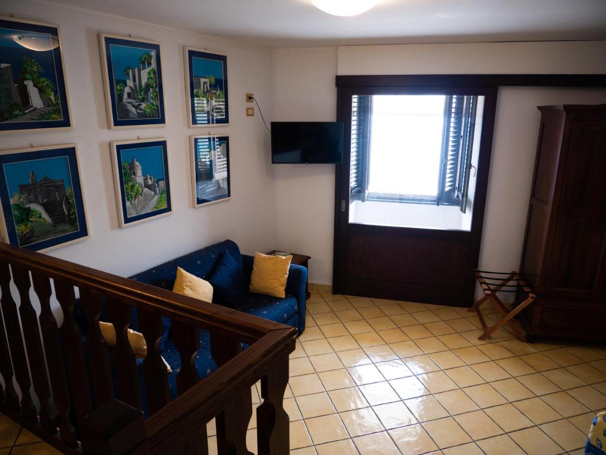 B&B Alta Marea Lipari Buitenkant foto