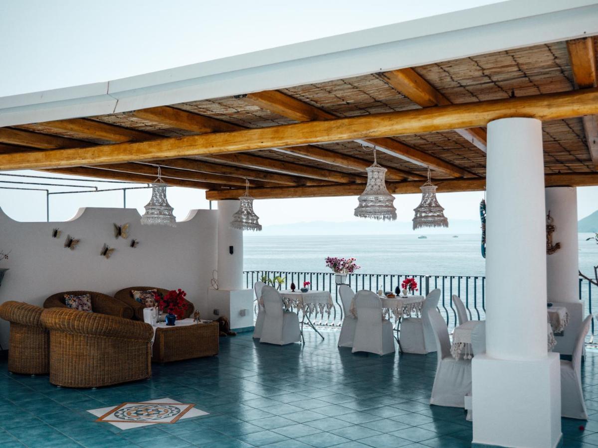 B&B Alta Marea Lipari Buitenkant foto