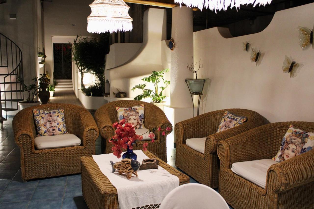 B&B Alta Marea Lipari Buitenkant foto