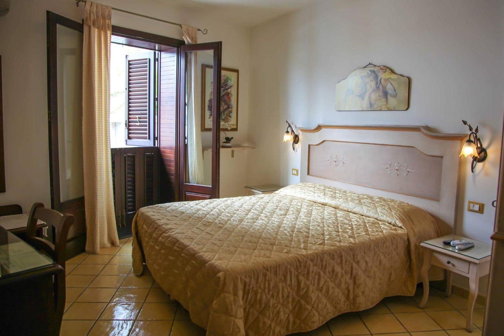 B&B Alta Marea Lipari Buitenkant foto
