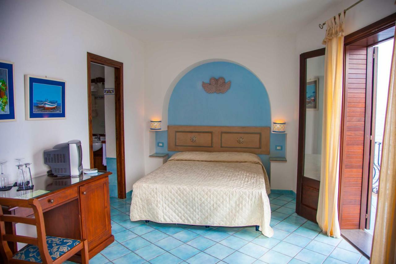 B&B Alta Marea Lipari Buitenkant foto