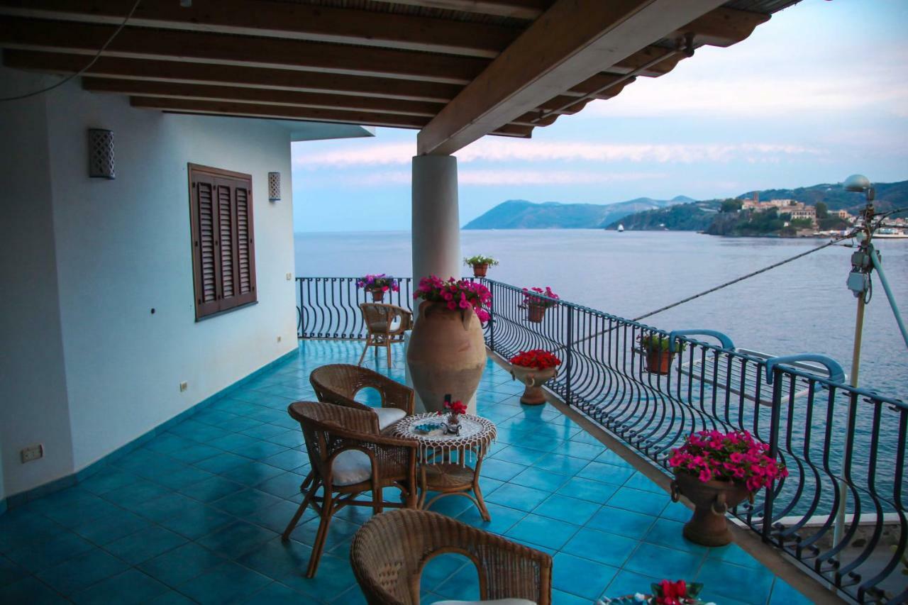 B&B Alta Marea Lipari Buitenkant foto
