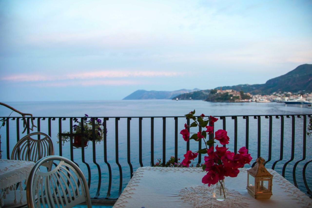 B&B Alta Marea Lipari Buitenkant foto