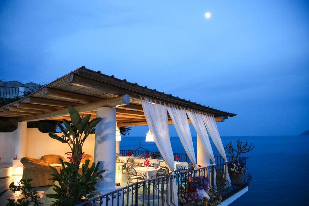 B&B Alta Marea Lipari Buitenkant foto